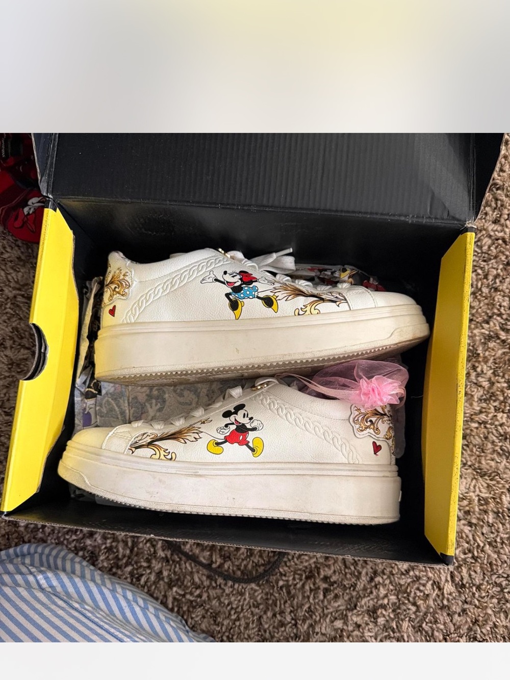 Aldo White Kids Sneakers with Mickey Mouse Graphics and Pink Bow